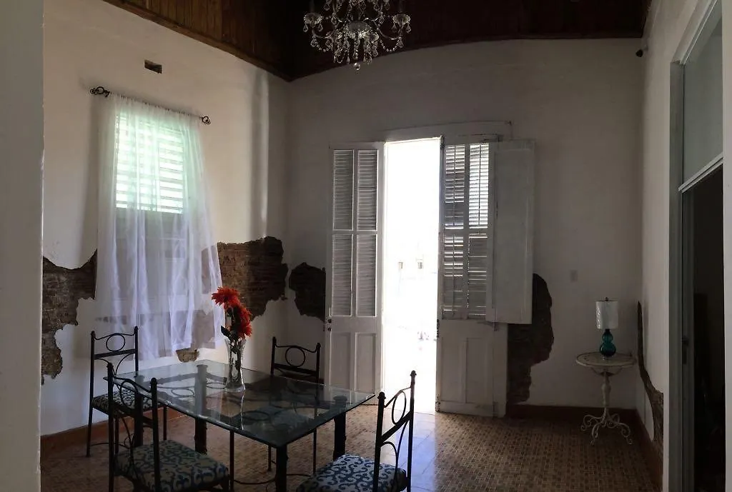 Casa Luna Ponce Hotel